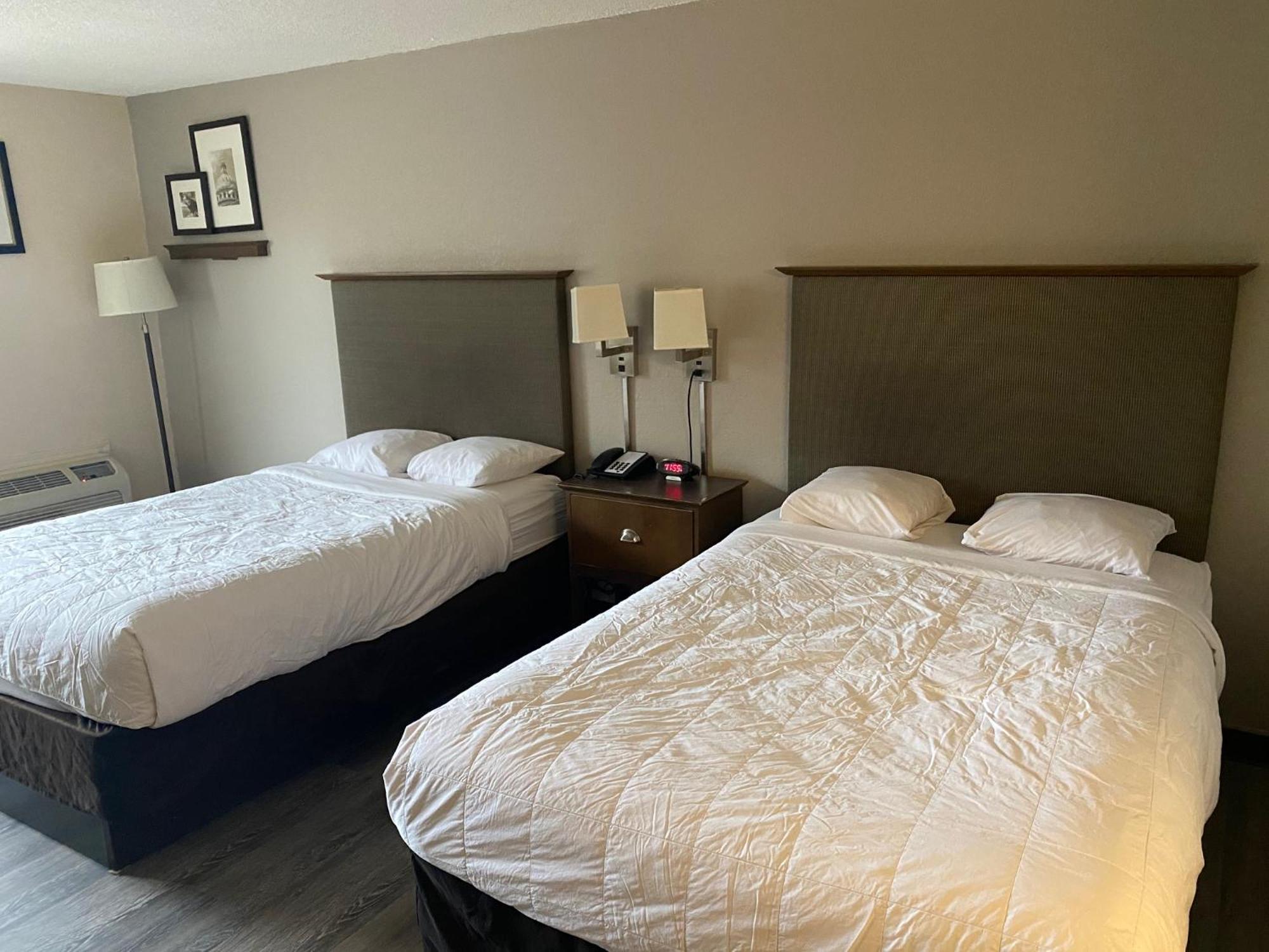 Motel 6 Rochester - Airport Eksteriør bilde